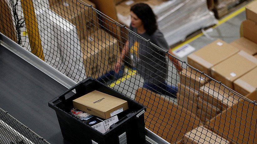 Pulsera últrasónica: la nueva idea de Amazon para controlar a sus trabajadores