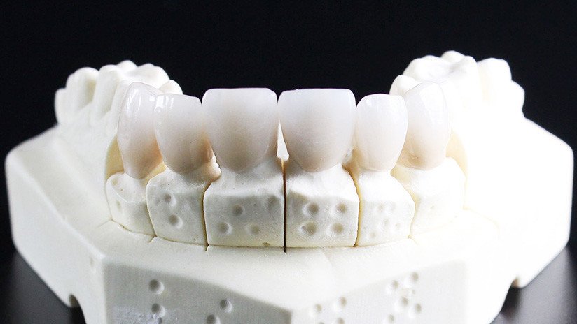 Científicos crean un empaste casi 'eterno' para los dientes