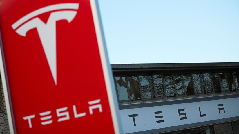 Tesla sufre pérdidas récord de 675 millones de dólares