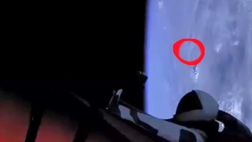 ¿Un ovni? Detectan un misterioso objeto durante el lanzamiento del Falcon Heavy
