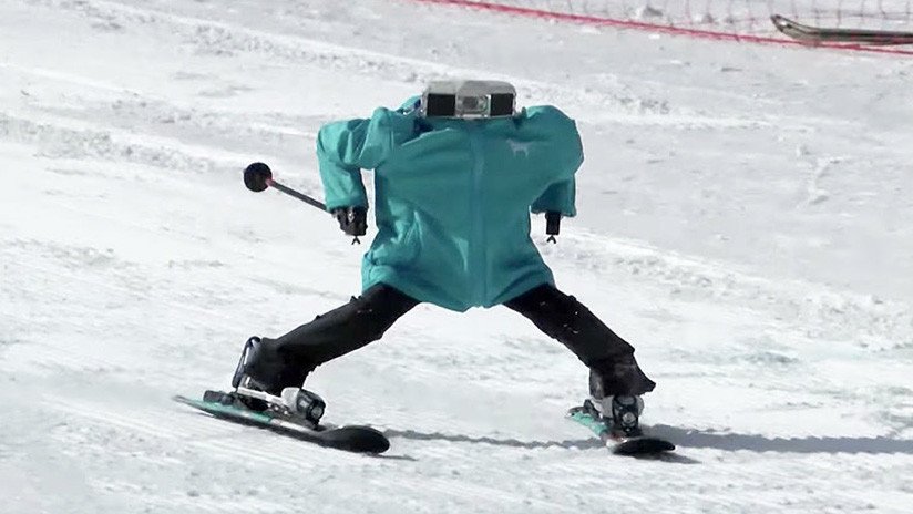 VIDEO: Robots esquiadores sorprenden con su destreza y habilidad en los JJ.OO. de Pyeongchang