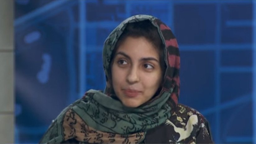 "No suenas como una estadounidense": Bloguera musulmana es criticada en vivo por atacar a Washington