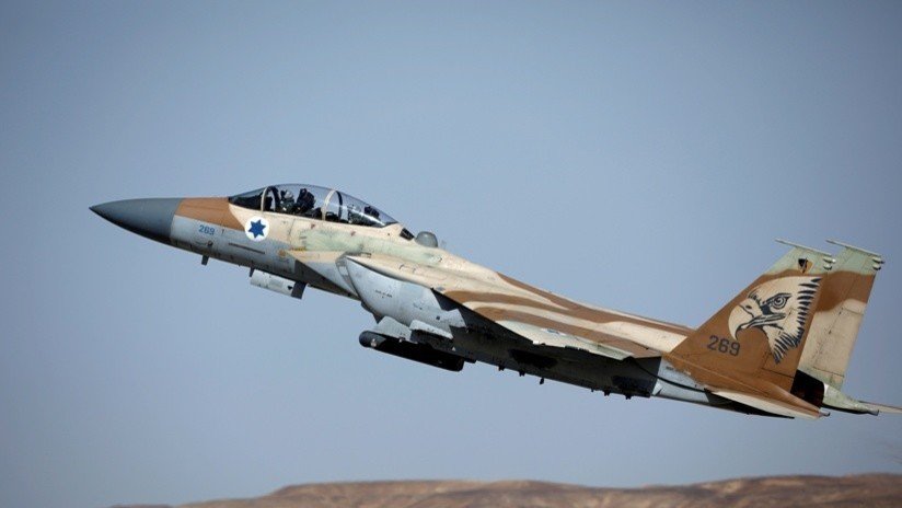 Israel realiza un ataque aéreo contra la Franja de Gaza en respuesta al lanzamiento de un cohete 