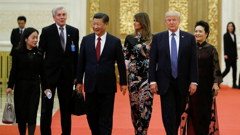 Oficiales de EE.UU. y China tuvieron una escaramuza por el maletín nuclear de Trump