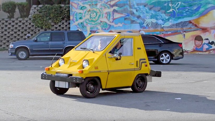 VIDEO: Inventores aficionados convierten un auto eléctrico en el 'mouse' más grande del mundo