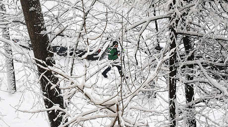 Un muerto y cuatro heridos en Moscú a causa de una fuerte nevada