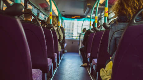 "Salen corriendo como ratas": Violenta pelea en un bus entre un peruano y un venezolano (VIDEO)