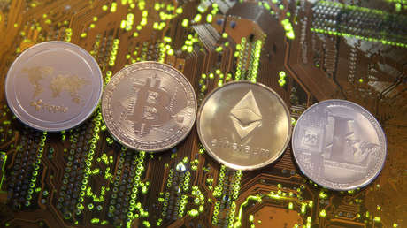 El petro venezolano sale al ruedo de las criptodivisas en su primera preventa