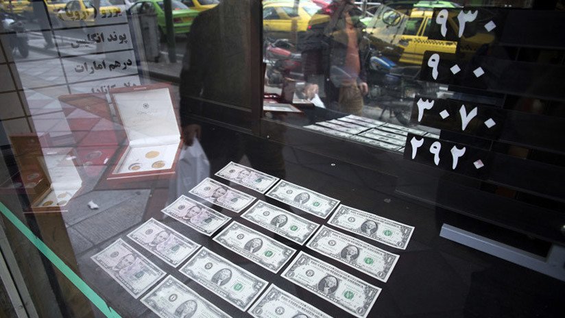 Irán prohíbe usar el dólar en las importaciones