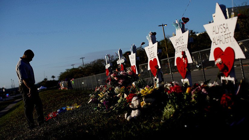 El Senado de Florida rechaza prohibir los fusiles de asalto tras el mortífero tiroteo en un colegio