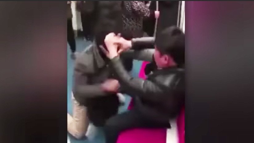 FUERTE VIDEO: Brutal pelea en el metro de Pekín