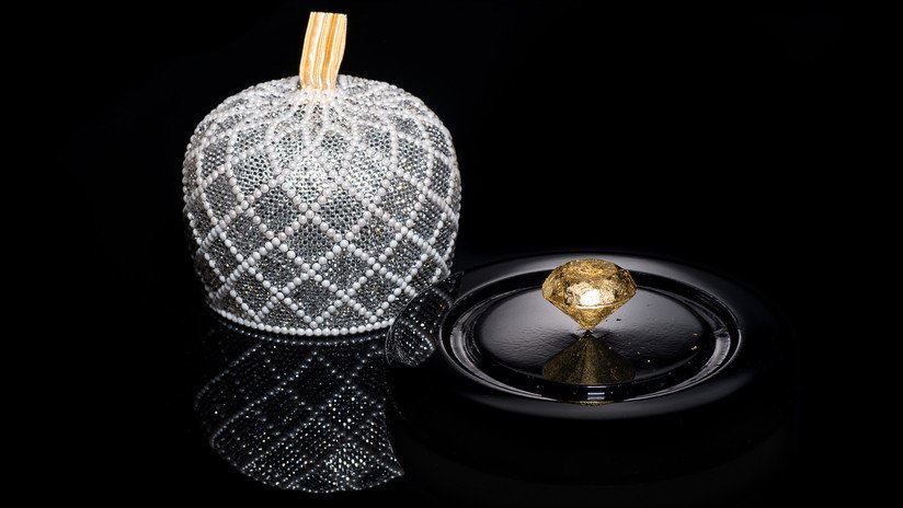 Recubierto en oro comestible: Exponen en Portugal el bombón más caro del mundo (FOTOS)