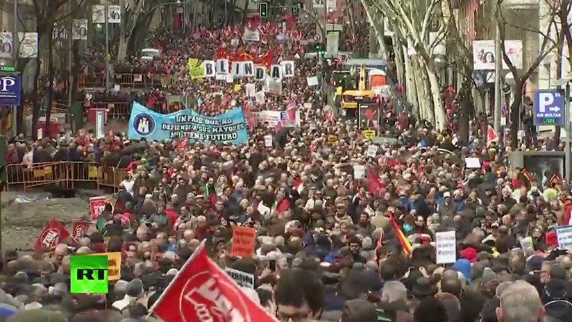 VIDEO: Multitudinarias protestas en España en defensa de las pensiones