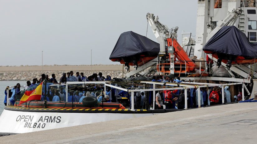 Italia mantiene retenido un barco español de una ONG que rescata migrantes en el Mediterráneo