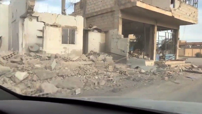 VIDEO: Al Assad conduce su coche por los suburbios recuperados de Damasco