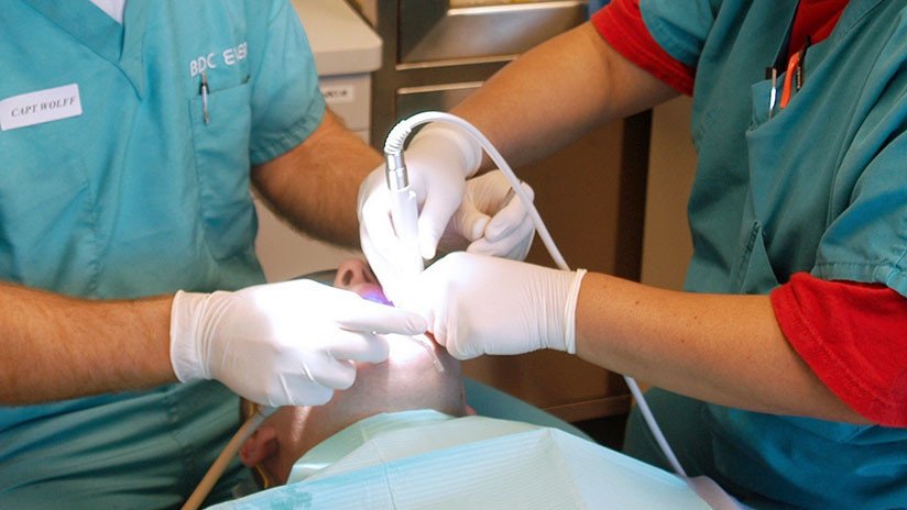 FOTO: Contrae en el dentista una bacteria letal que le afectó al corazón 