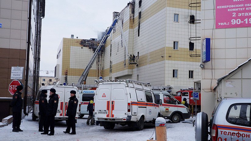 Confirmado: 41 niños murieron en el incendio en Kémerovo