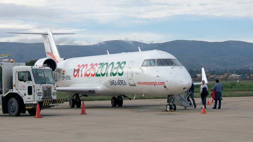 VIDEOS, FOTOS: Un avión se salva de sufrir un grave accidente durante su despegue en Bolivia