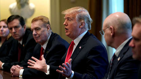 Trump firma la imposición de aranceles al acero y al aluminio