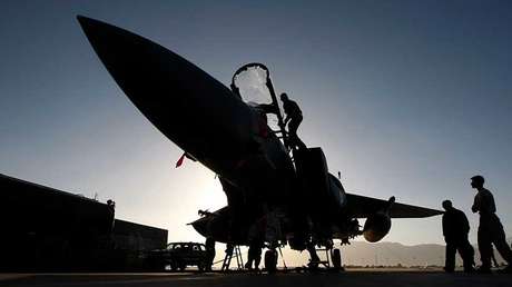 EE.UU. despliega aviones F-15 y 260 efectivos en Países Bajos