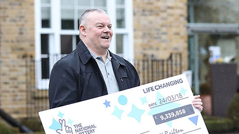 Un británico gana 13 millones de dólares en la lotería y se burla de su expareja