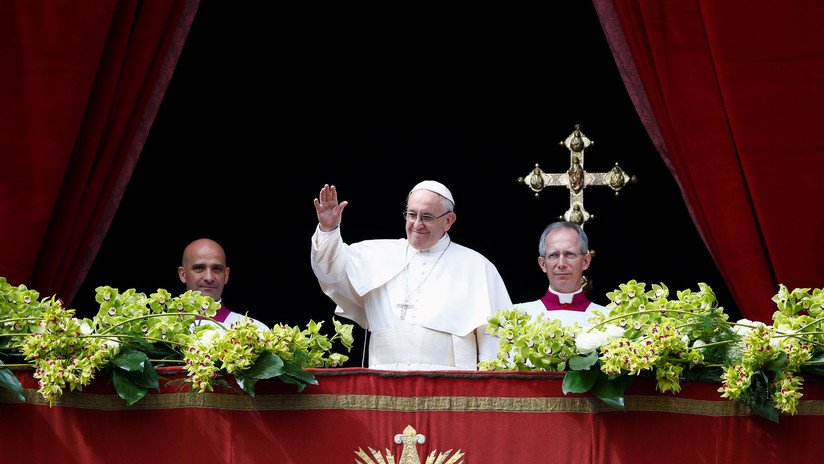 VIDEO: El papa Francisco imparte la bendición 'Urbi et Orbi' durante misa de Pascua en el Vaticano