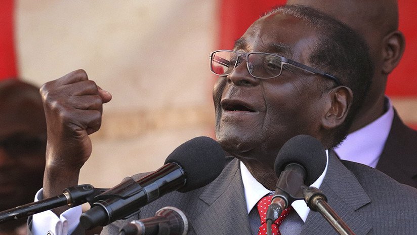 Zimbabue: Roban 126 computadoras del antiguo domicilio del expresidente Mugabe