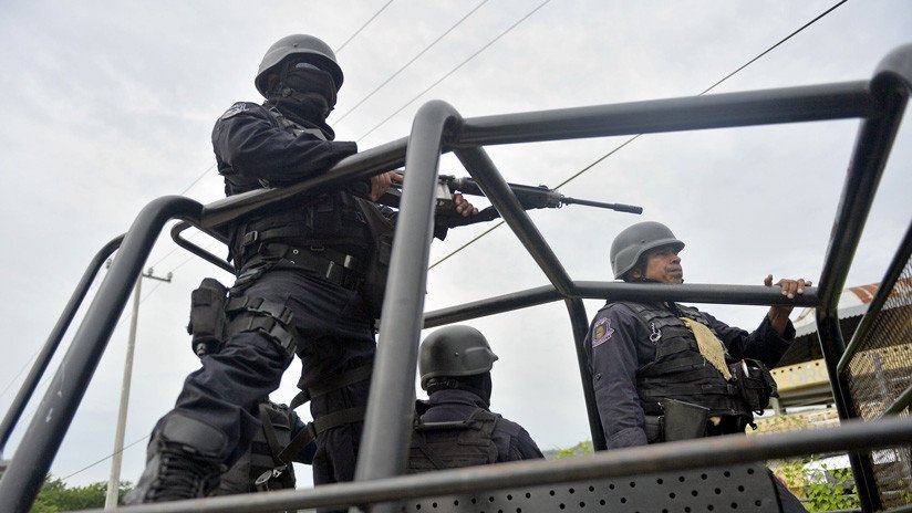 México: Casi 100 personas abandonan su comunidad por miedo a los narcotraficantes
