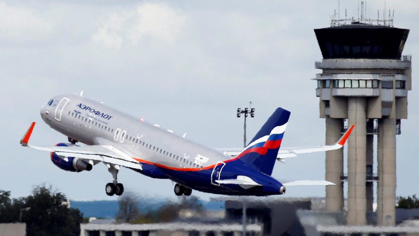 Moscú: Autoridades aeronáuticas británicas se disculpan por registro de un avión comercial ruso
