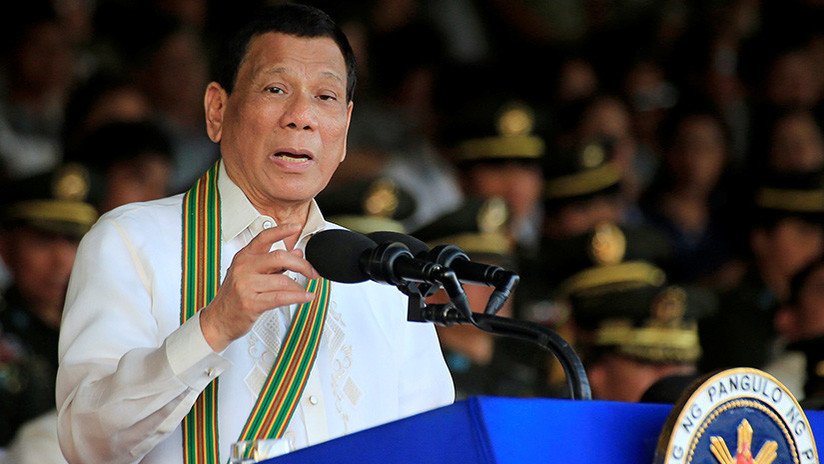 "Te arrestaré": Duterte amenaza a la fiscal general del tribunal penal de La Haya