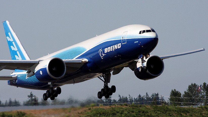 Rusia sopesa detener el suministro de titanio a Boeing en respuesta a las sanciones