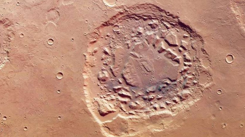 Imágenes de un cráter en Marte desconciertan a los científicos
