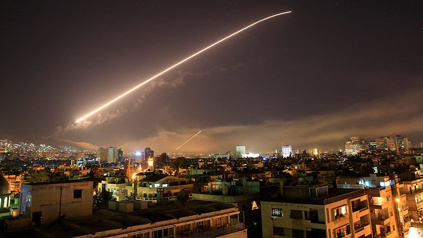 Trump: "Siria no derribó ningún misil lanzado por EE.UU." (pero un video muestra lo contrario)