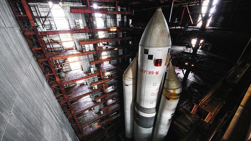 Transbordadores espaciales soviéticos: Del orgullo espacial a un polvoriento hangar de Baikonur