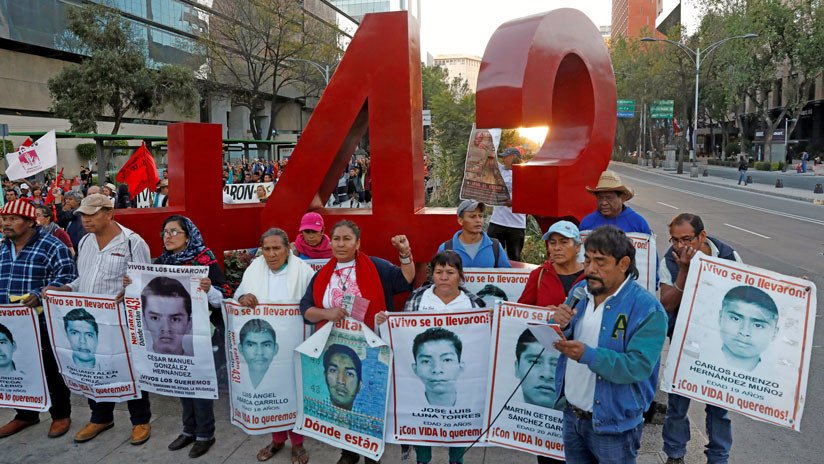 La DEA ocultó conversaciones clave sobre el caso de los 43 estudiantes de Ayotzinapa