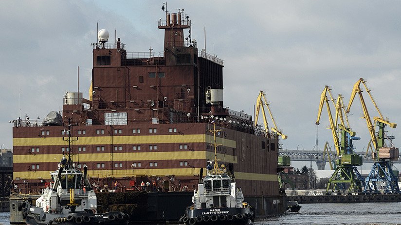 FOTOS: Zarpa en Rusia la primera central nuclear flotante del mundo