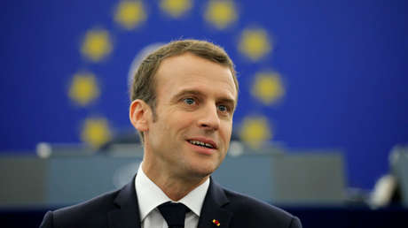 Macron cree que es "igual a Putin" (al menos así lo afirma el periodista que lo entrevistó)
