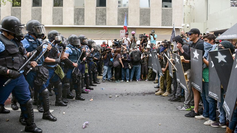 FOTOS: Enfrentamientos entre Policía y manifestantes en Puerto Rico durante el Primero de Mayo