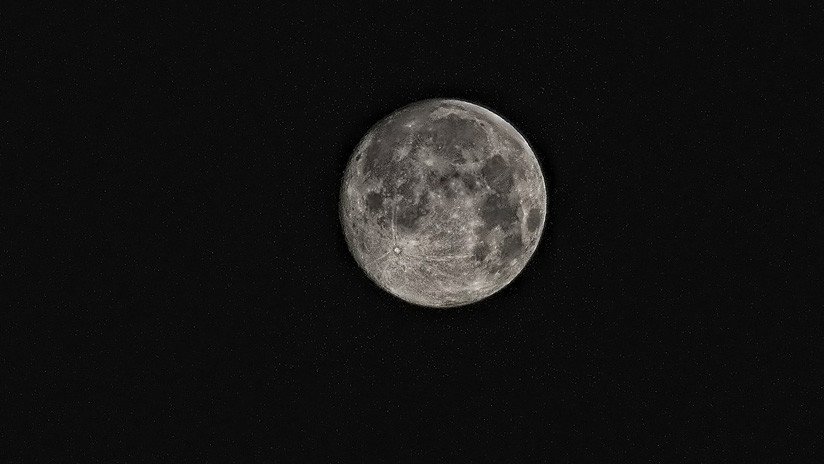 Un meteorito hallado en África sugiere que en la luna hay agua oculta