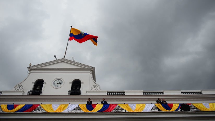 Ecuador: Despidos masivos en sector público comienzan por las oficinas de comunicación