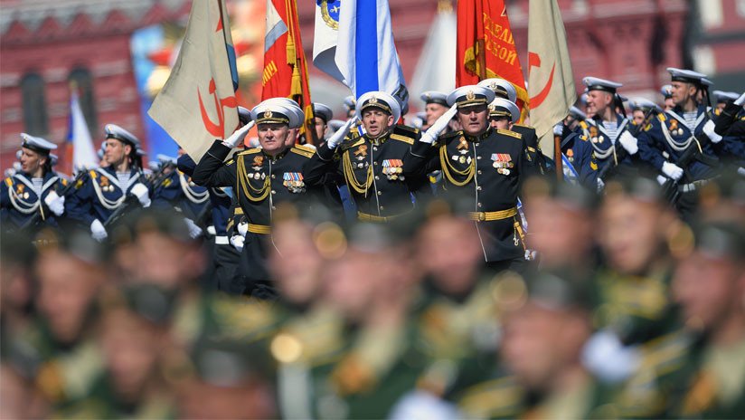 El Día de la Victoria se celebra en la Plaza Roja con un gran desfile militar (VIDEO, FOTOS)