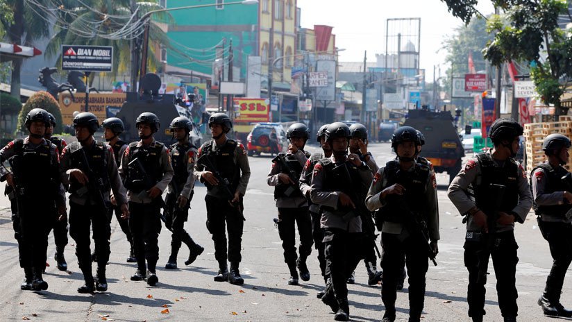 Cinco policías muertos y uno secuestrado en disturbios en una cárcel de Indonesia 