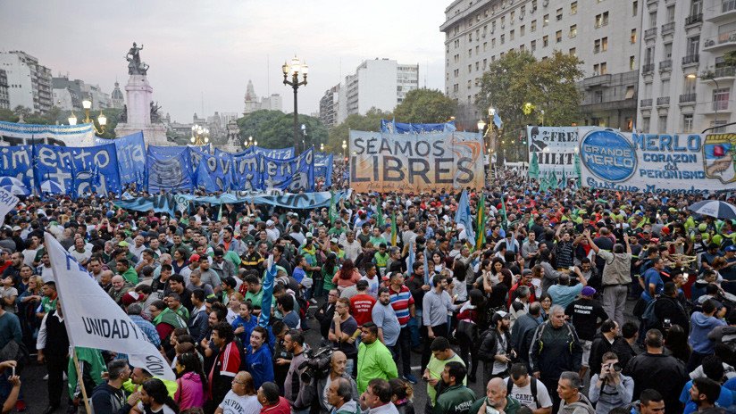 Argentina: Aumentan las protestas contra el préstamo solicitado por el Gobierno al FMI