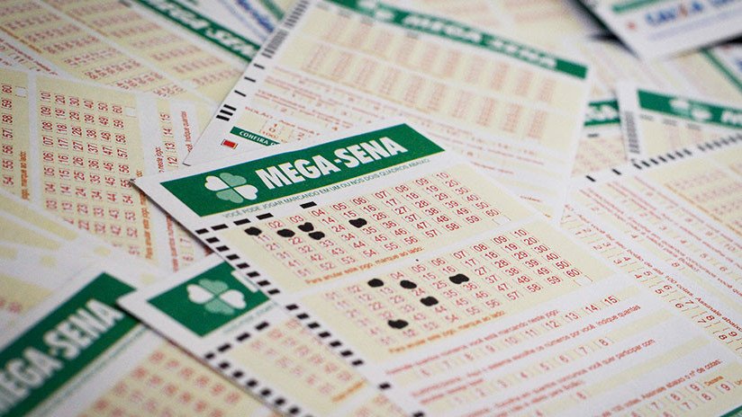 Un hombre gana la lotería dos veces en una semana "con ayuda de Dios"