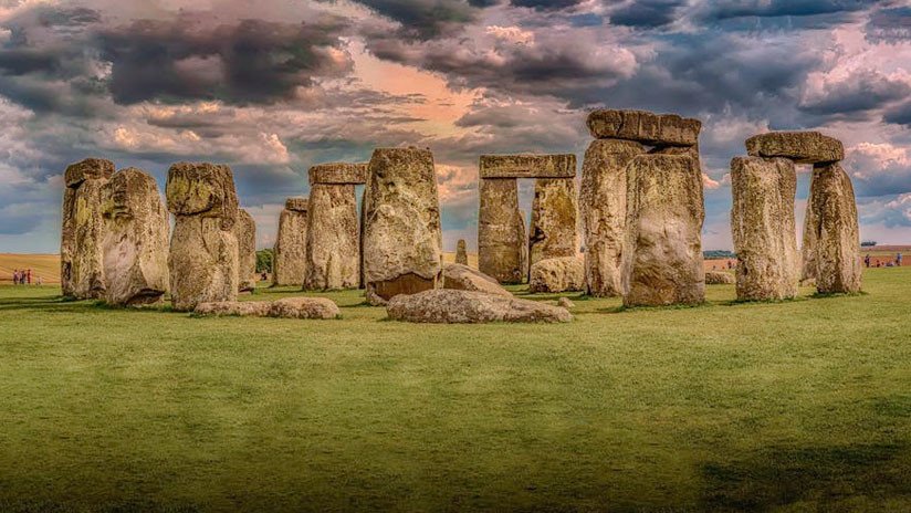 "No fueron los humanos": Una inusual teoría revela cómo se movieron las piedras de Stonehenge