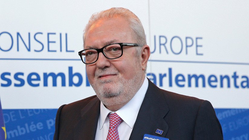 El expresidente del Consejo de Europa acusa a Soros de una campaña en su contra