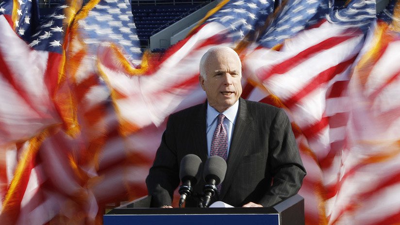 ¿Una acción contra Trump? Enfermo de cáncer, el senador McCain hace de su muerte un gesto político