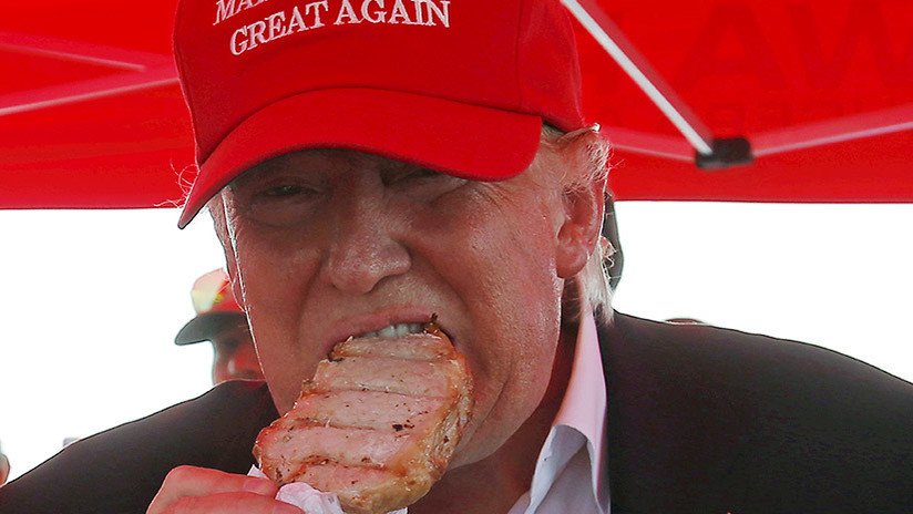 ¿Quiere ponerse a dieta, pero sin renunciar a las hamburguesas? Trump resuelve el dilema a su manera