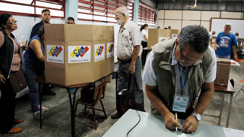 Inicia el cierre de mesas electorales en Venezuela 