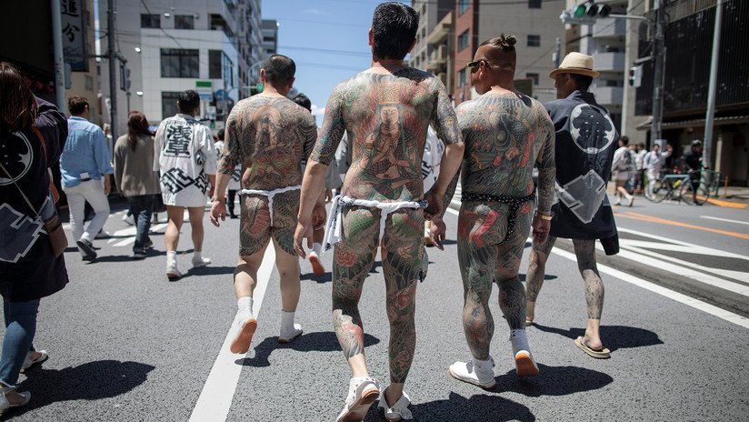 Los días en que los yakuzas de Japón muestran al mundo sus tatuajes